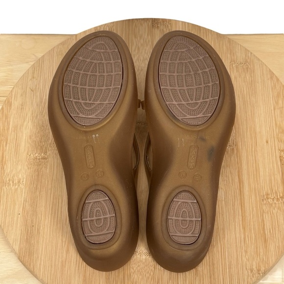 Crocs Isabella Mini Wedge Sandals – Women’s Size 8 – Bronze Multi-Strap Slide - Picture 6 of 11